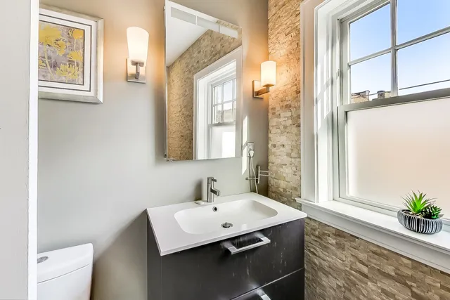 $525,000 | 319 Kedzie Street, Unit 3E, Evanston, IL 60202