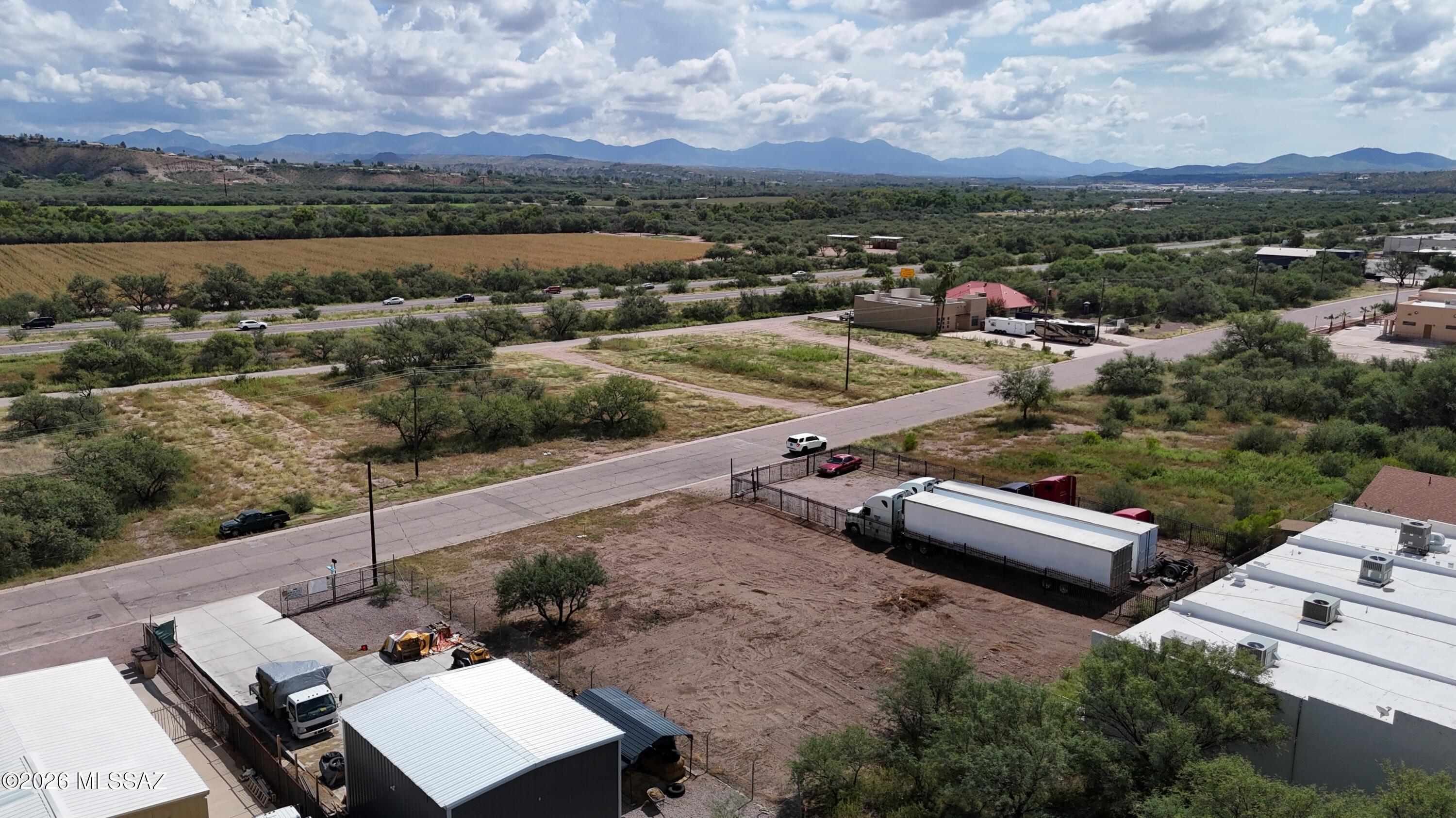 1148 Circulo Mercado, Unit 18 Rio Rico, AZ 85648 - Photo 5 of 7 1148 circulo mercado 6