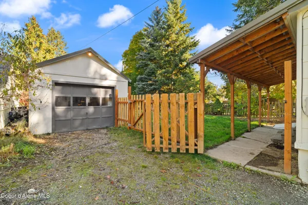 $350,000 | 406 East Larch Avenue, Osburn, ID 83849