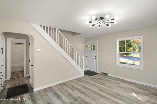 $380,000 | 406 East Larch Avenue, Osburn, ID 83849