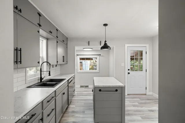 $380,000 | 406 East Larch Avenue, Osburn, ID 83849