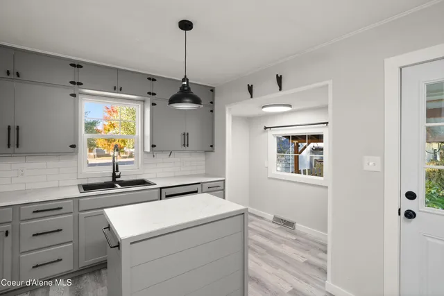 $380,000 | 406 East Larch Avenue, Osburn, ID 83849