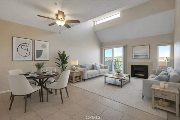 $2,700 | 450 East 4th Street, Unit 437, Santa Ana, CA 92701