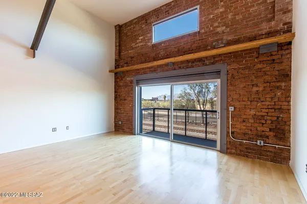 $275,000 | 1001 East 17th Street, Unit 204, Tucson, AZ 85719