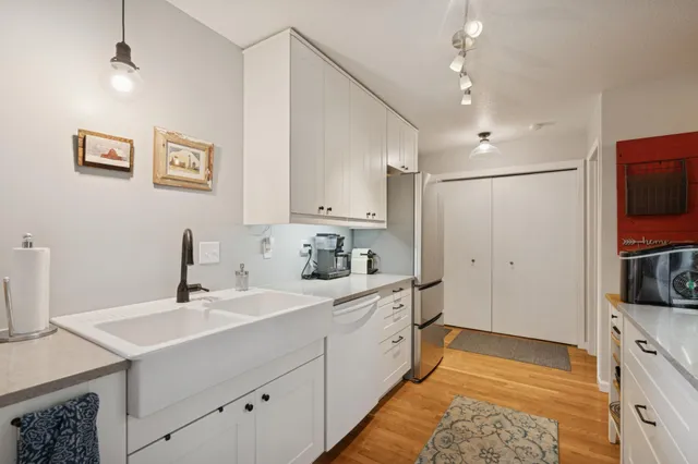 $265,000 | 5528 East Fillmore Circle Northeast, Fridley, MN 55432