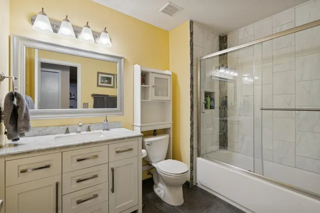 $265,000 | 5528 East Fillmore Circle Northeast, Fridley, MN 55432