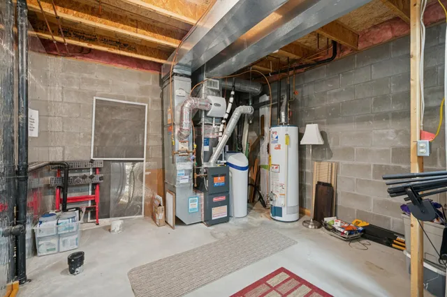 $265,000 | 5528 East Fillmore Circle Northeast, Fridley, MN 55432