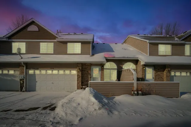 $265,000 | 5528 East Fillmore Circle Northeast, Fridley, MN 55432