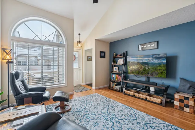 $265,000 | 5528 East Fillmore Circle Northeast, Fridley, MN 55432