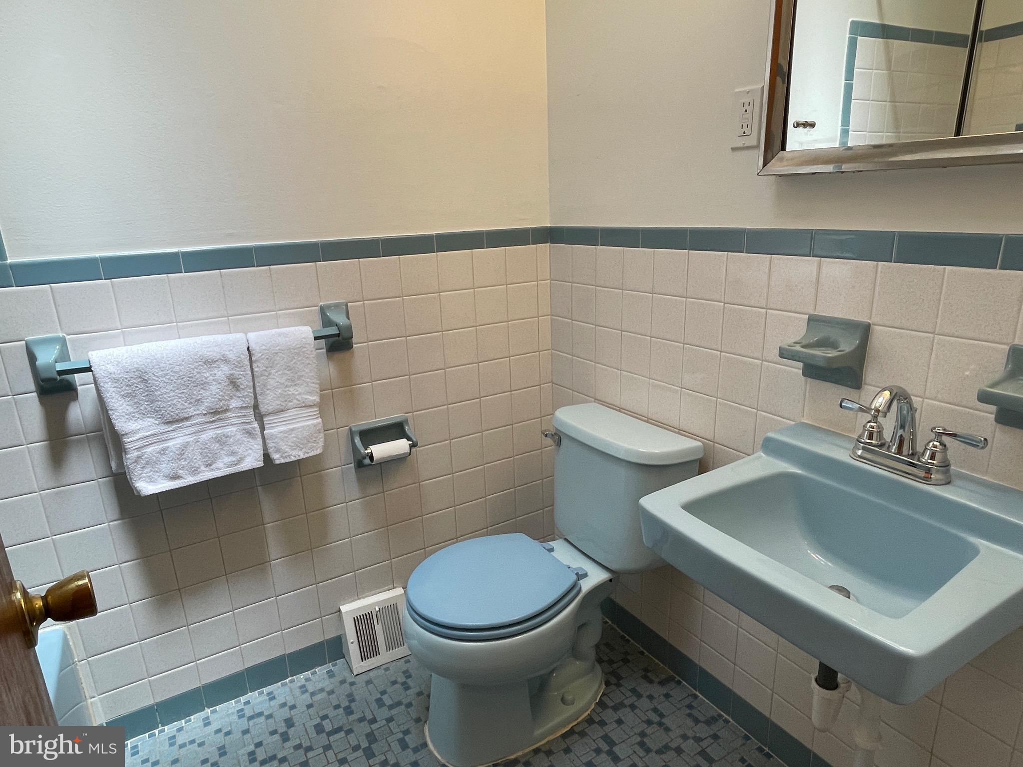 10026 Verree Road Philadelphia, PA 19116 - Photo 13 of 23