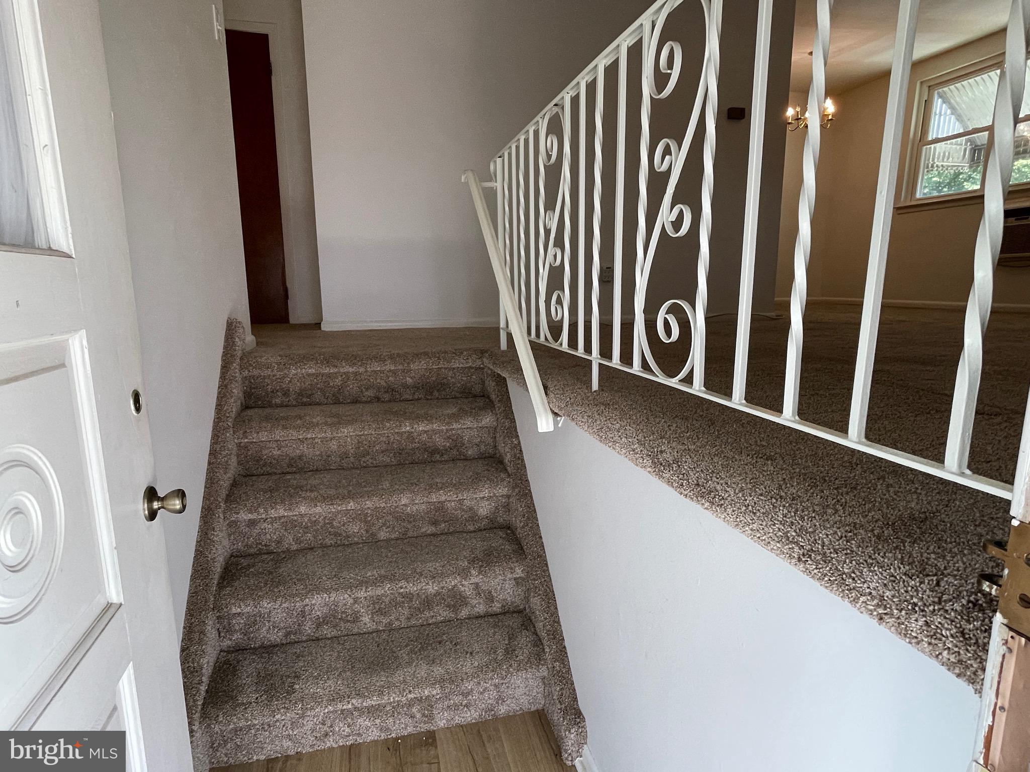 10026 Verree Road Philadelphia, PA 19116 - Photo 3 of 23