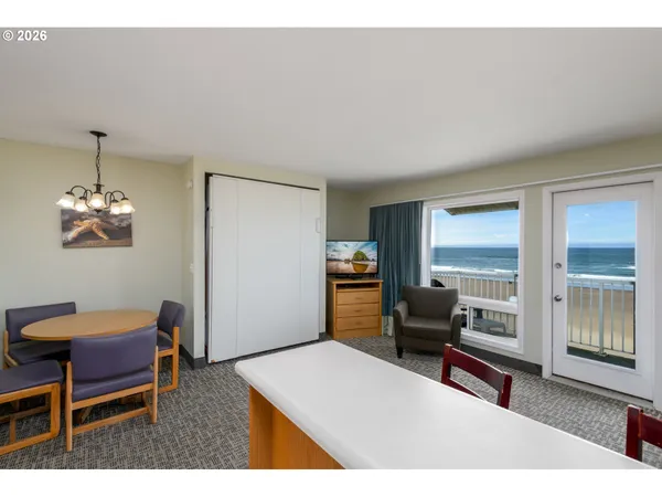 $209,000 | 171 Southwest Sw Highway, Unit 312, Lincoln City, OR 97367