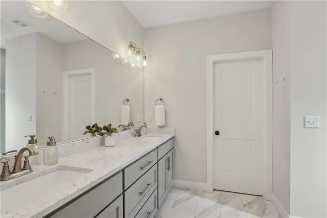 $599,000 | 13325 West 49th Terrace, Shawnee, KS 66216