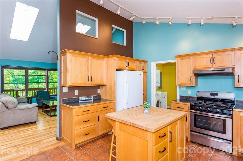 850 River Road Hot Springs, NC 28743 - Photo 14 of 38 Gallery Image 14