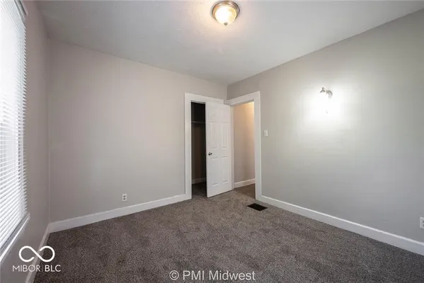 $1,299 | 1529 East Ohio Street, Indianapolis, IN 46201