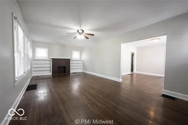 $1,299 | 1529 East Ohio Street, Indianapolis, IN 46201