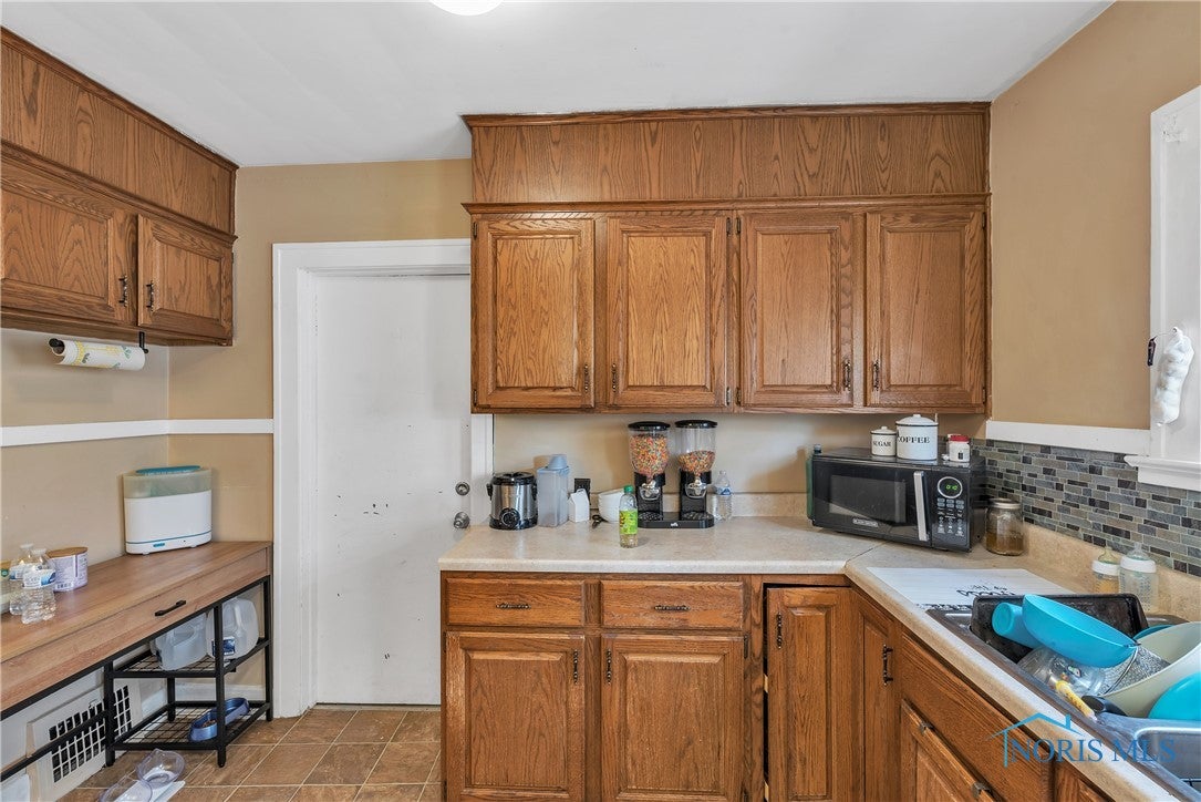 2030 Wyndhurst Road Toledo, OH 43607 - Photo 22 of 36 Gallery Image 22