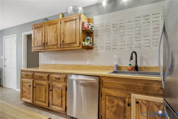 $399,900 | 419 Henderson Street, Williamsburg, VA 23185