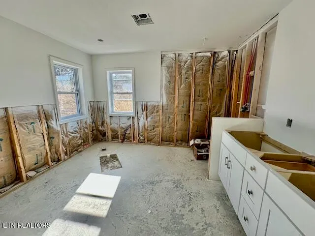 $299,500 | 137 Sadie Lane, Ewing, VA 24248