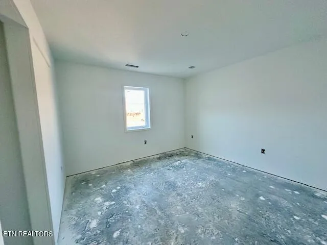 $299,500 | 137 Sadie Lane, Ewing, VA 24248