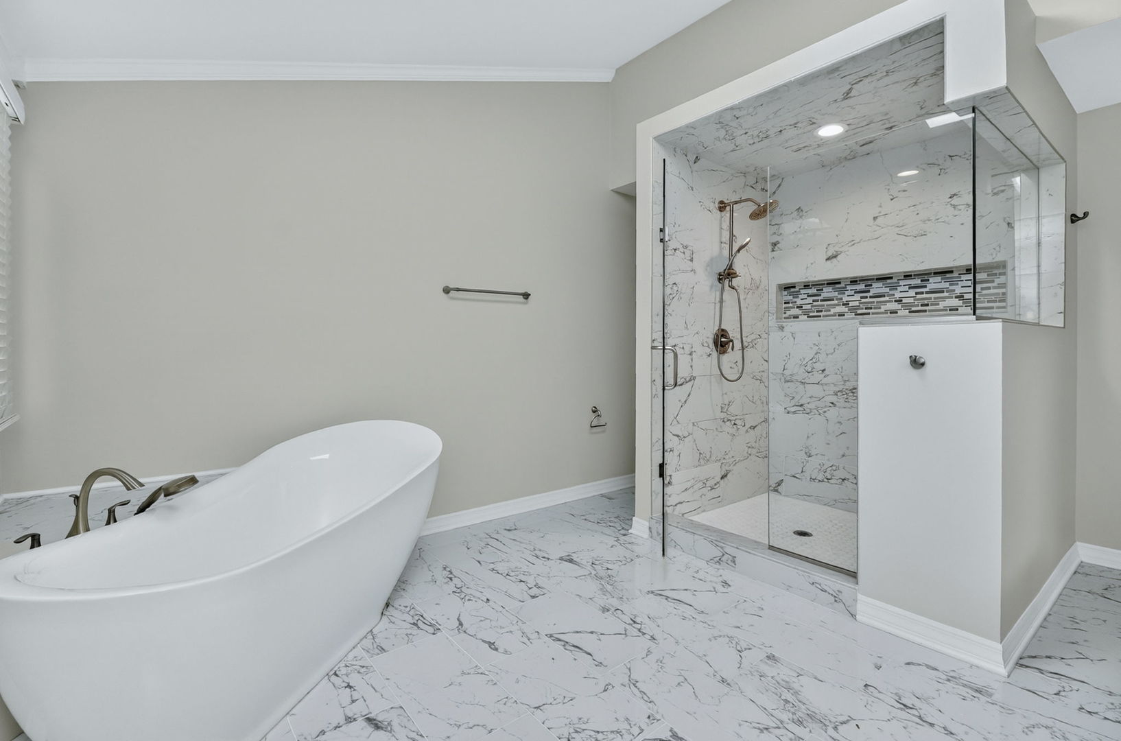 2715 Wendy Road Naperville, IL 60565 - Photo 28 of 50 Gallery Image 28