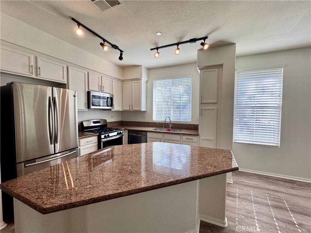 29 Quartz Lane Ladera Ranch, CA 92694 - Photo 6 of 26