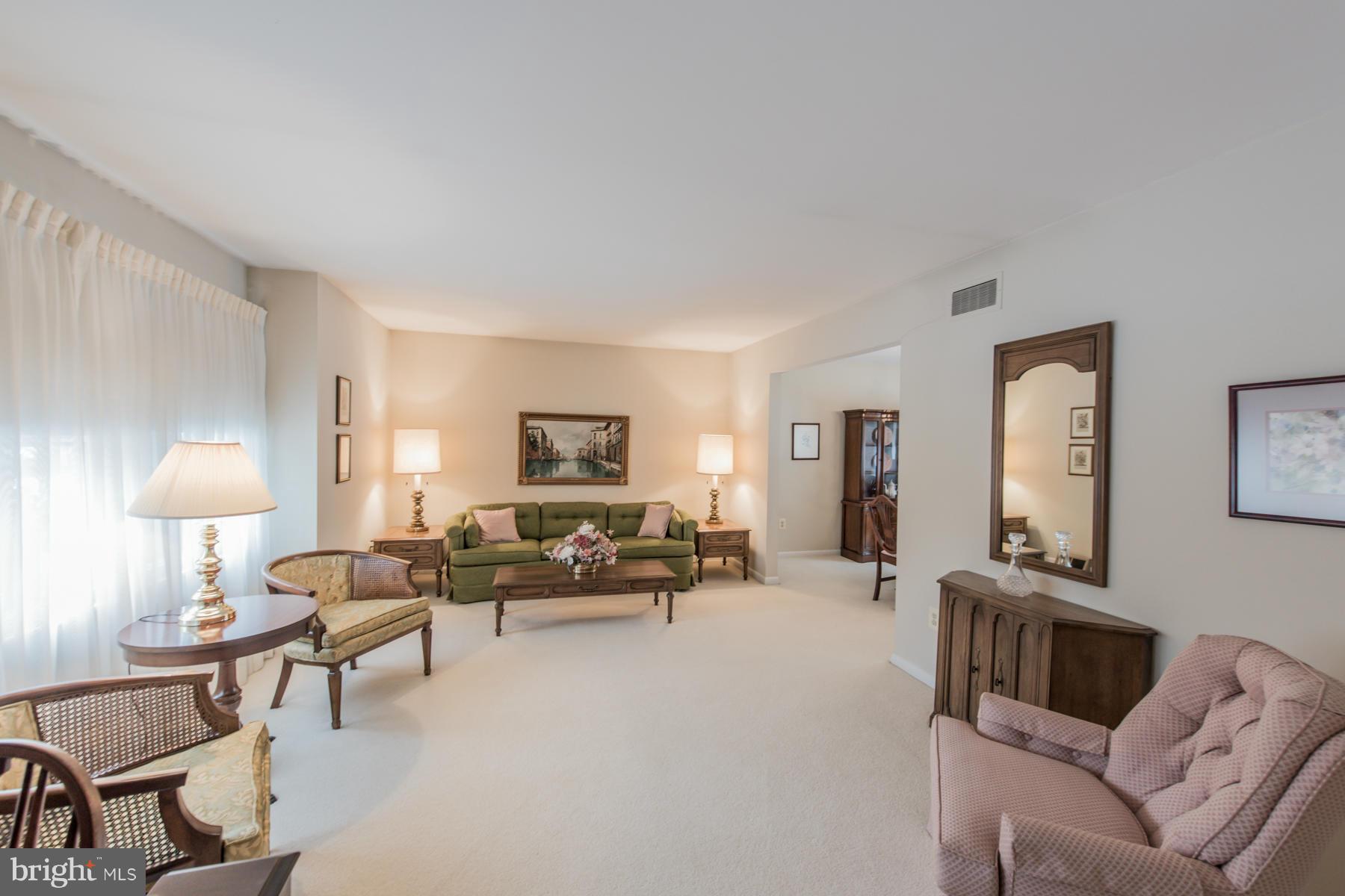 3105 Hearthstone Road Ellicott City, MD 21042 - Photo 2 of 25 Living Room