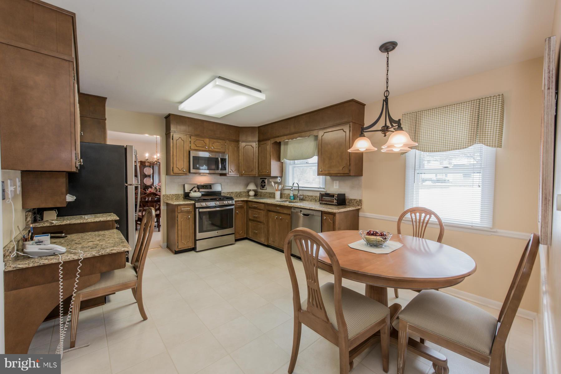 3105 Hearthstone Road Ellicott City, MD 21042 - Photo 12 of 25 Kitchen