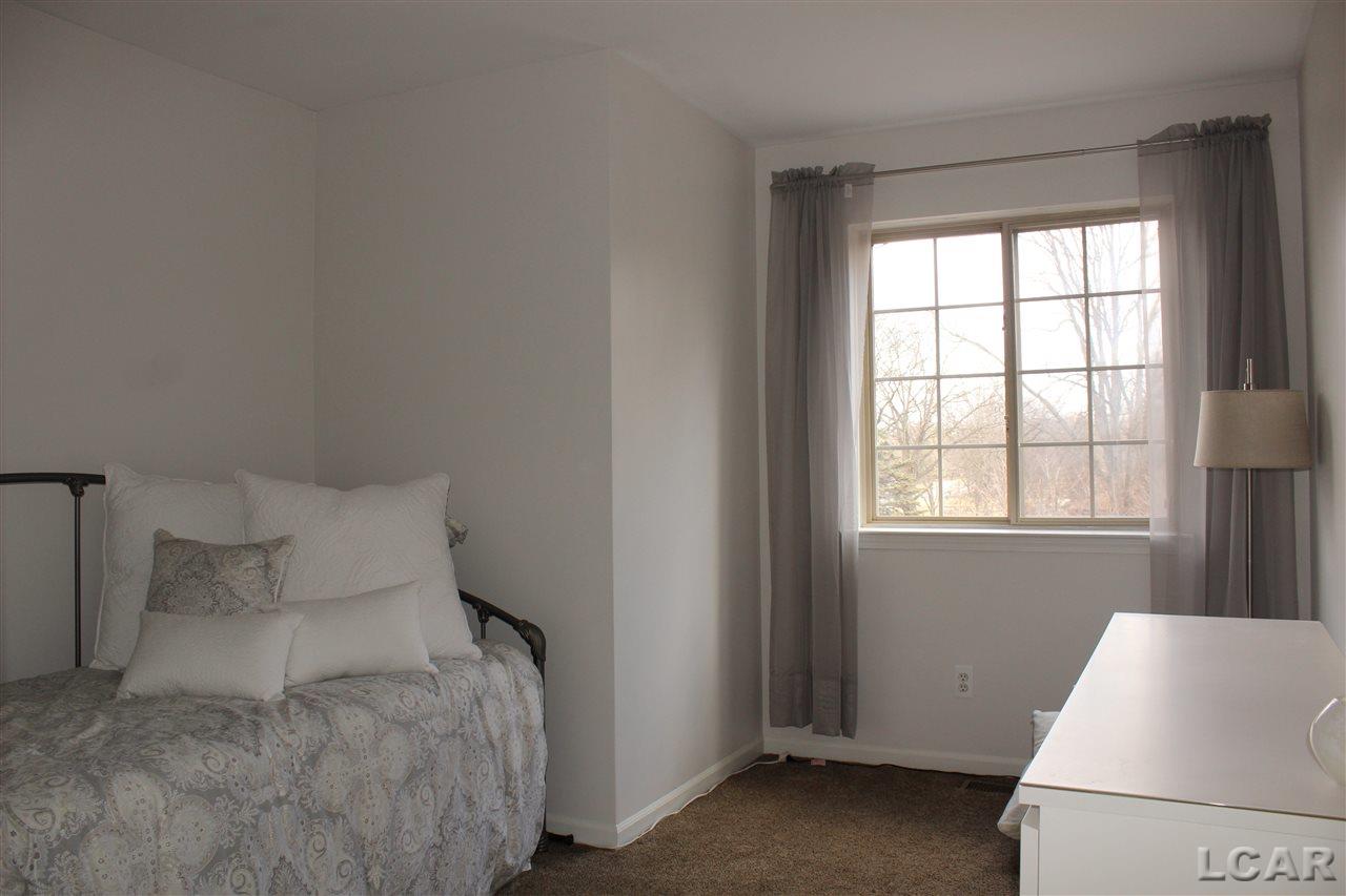 16988 Farmington Road Livonia, MI 48154 - Photo 21 of 23