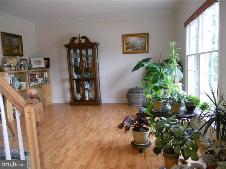 520 Augusta Drive West Sinking Spring, PA 19608 - Photo 10 of 15 Living Room