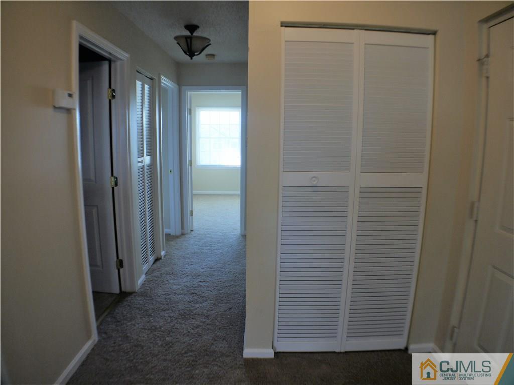 936 Edpas Road, Unit 936 New Brunswick, NJ 08901 - Photo 18 of 21 a view of a bathroom