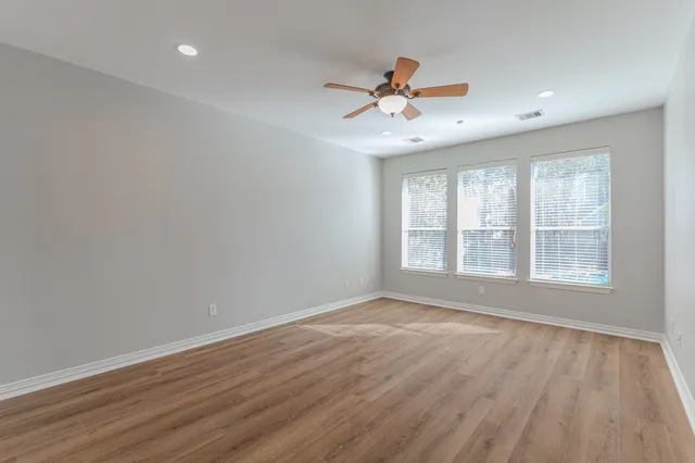 $4,650 | 63 West Artist Grove Place, The Woodlands, TX 77382