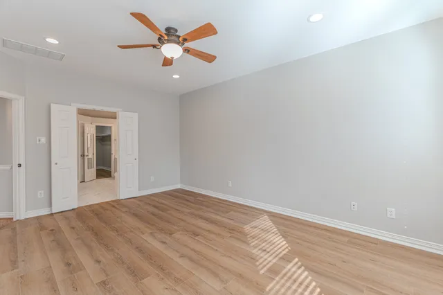 $4,650 | 63 West Artist Grove Place, The Woodlands, TX 77382