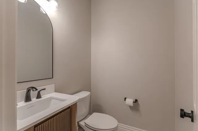 $4,650 | 63 West Artist Grove Place, The Woodlands, TX 77382