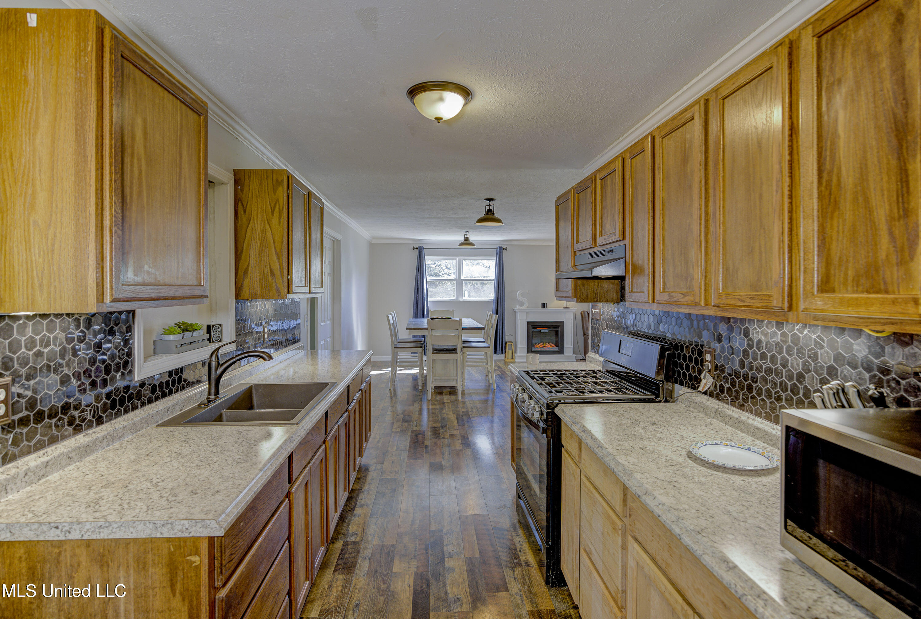 250 Hilderbrand Road Bentonia, MS 39040 - Photo 12 of 44 Kitchen 4