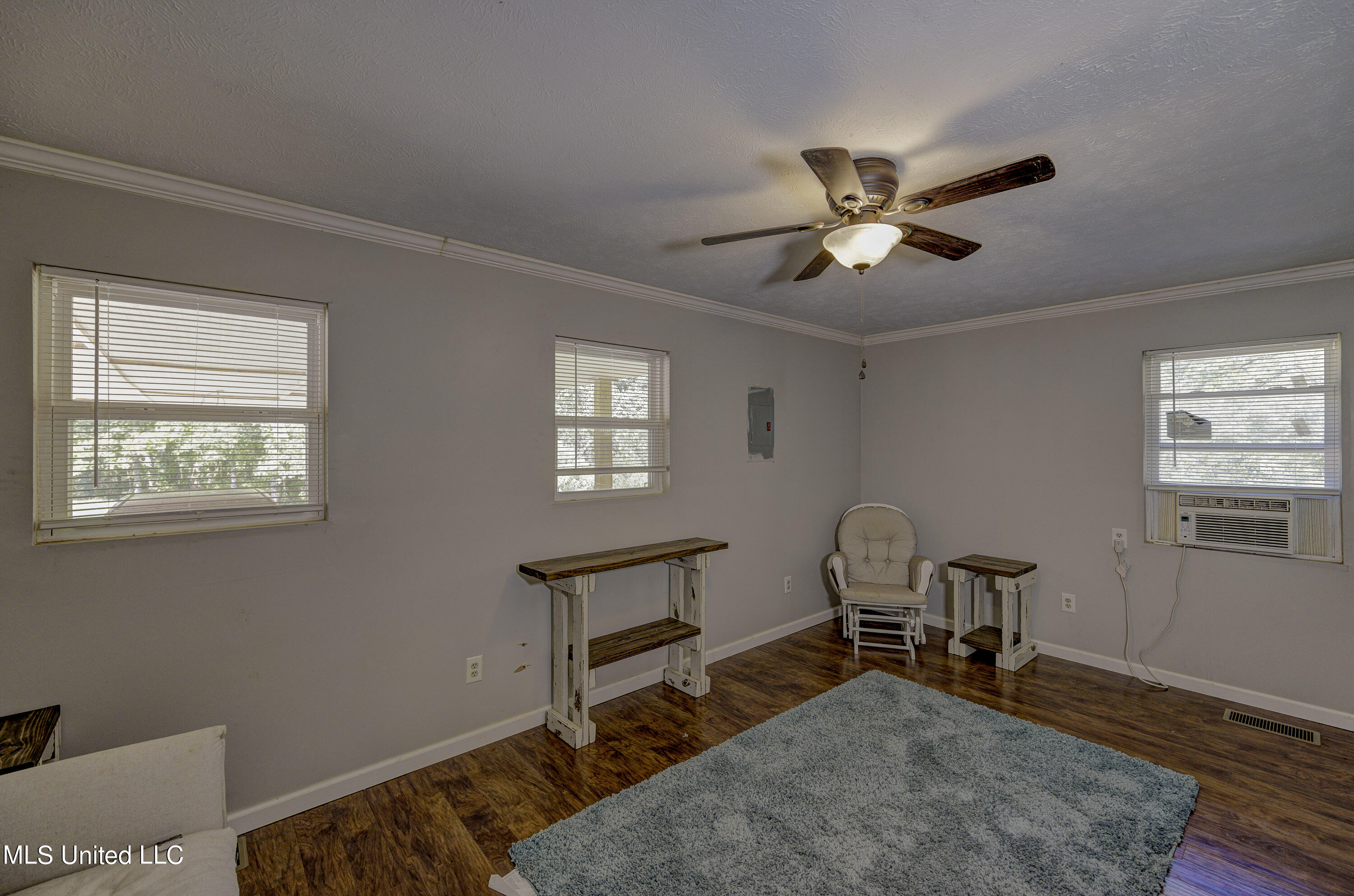 250 Hilderbrand Road Bentonia, MS 39040 - Photo 27 of 44 Second Bedroom 1