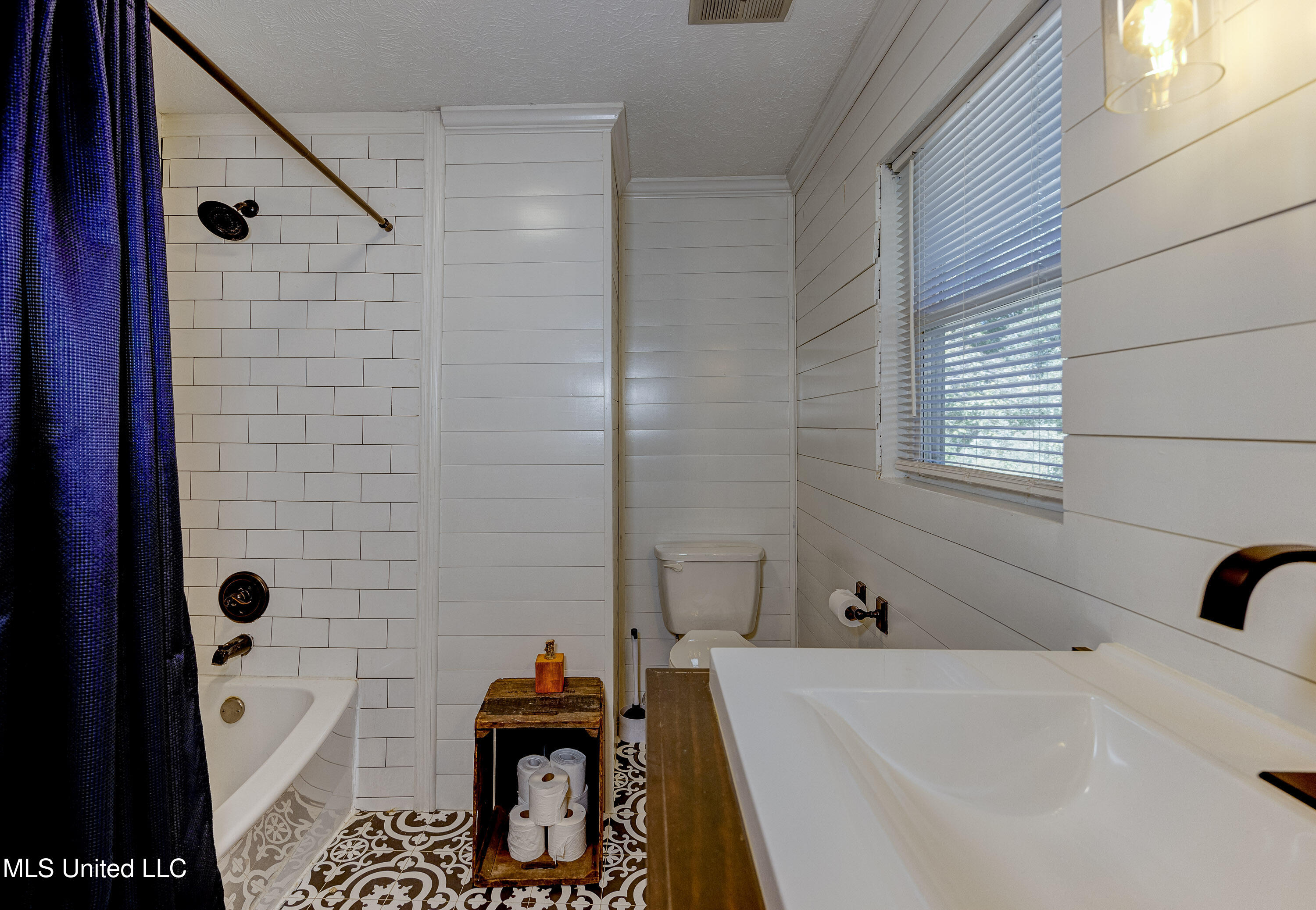250 Hilderbrand Road Bentonia, MS 39040 - Photo 32 of 44 Second Bathroom 2