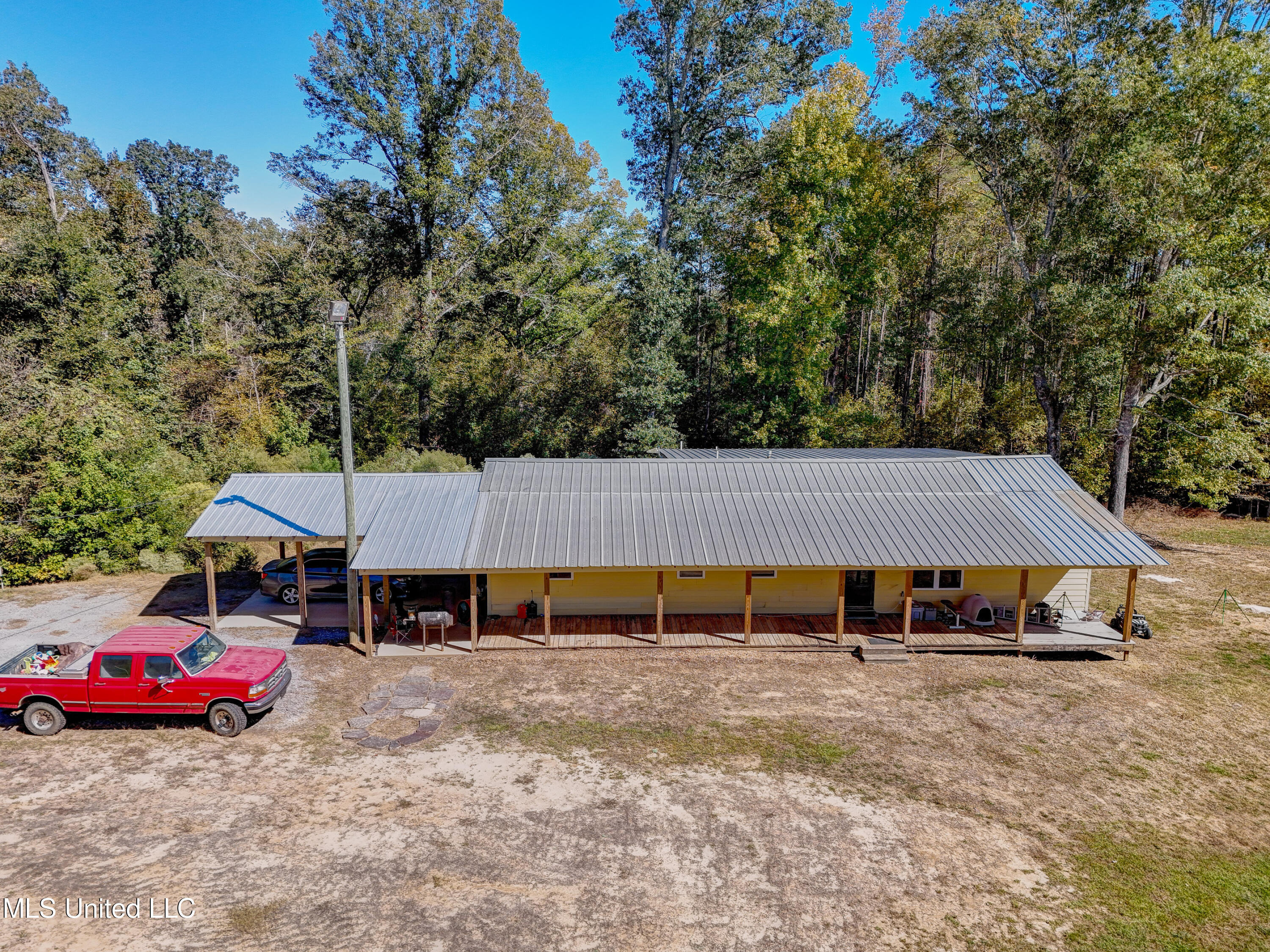 250 Hilderbrand Road Bentonia, MS 39040 - Photo 37 of 44 Aerial Main View 1