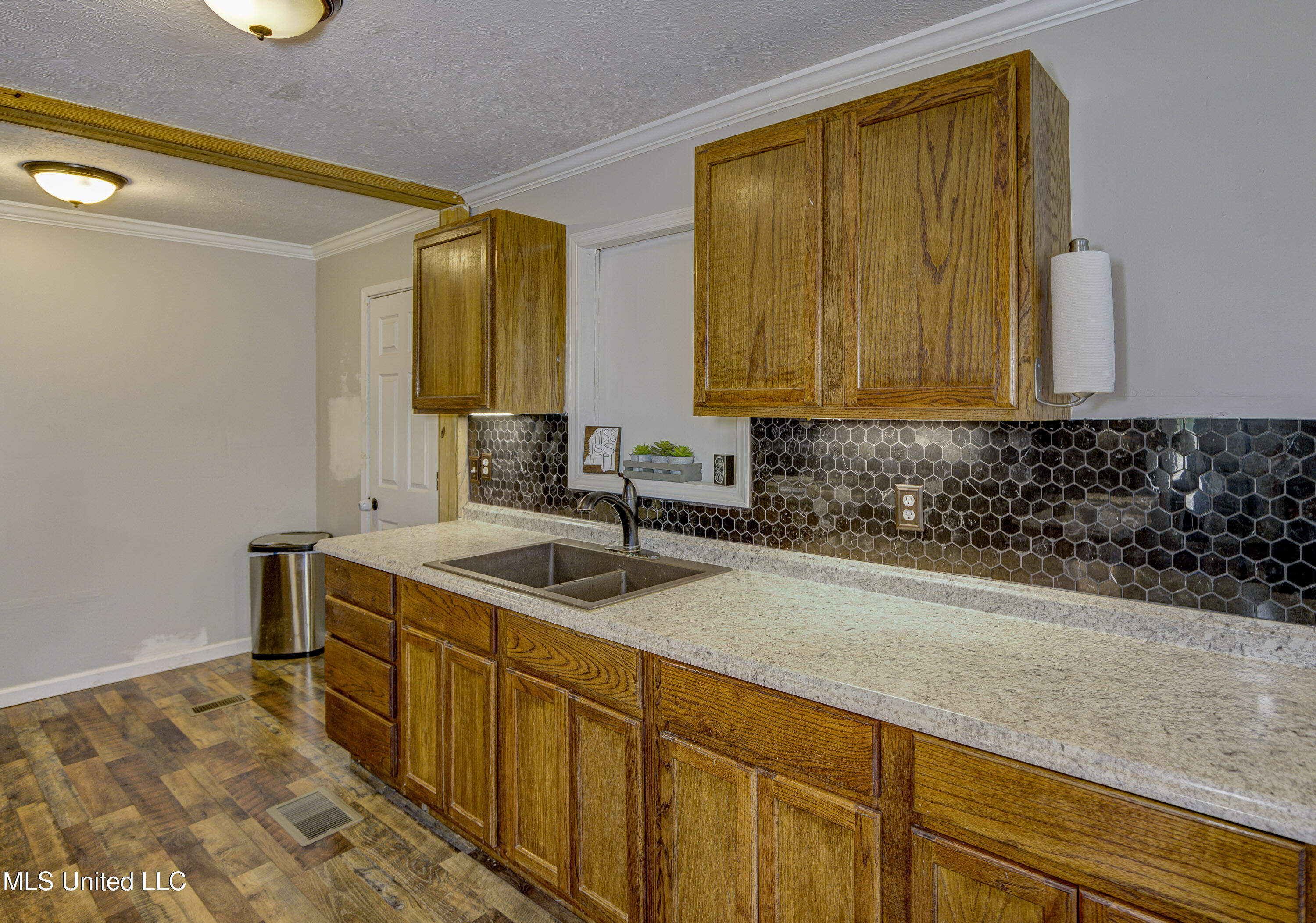 250 Hilderbrand Road Bentonia, MS 39040 - Photo 10 of 44 Kitchen 2
