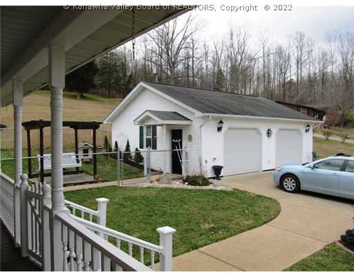53 Batten Road Poca, WV 25159 - Photo 2 of 16 Exterior Front.