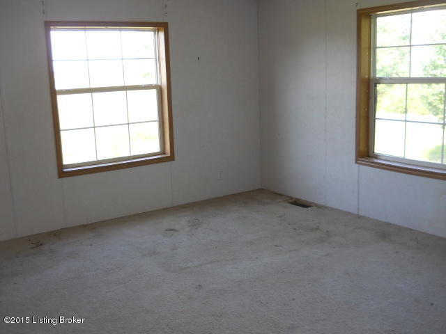 1900 Tanner Road Hodgenville, KY 42748 - Photo 7 of 10 DSCN1590