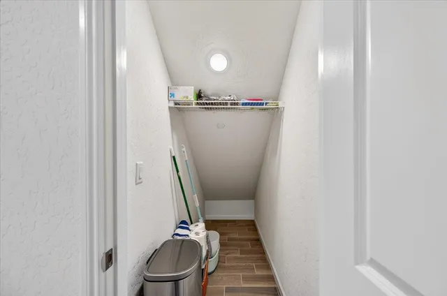 $405,000 | 1956 Minarets Lane, Clovis, CA 93611