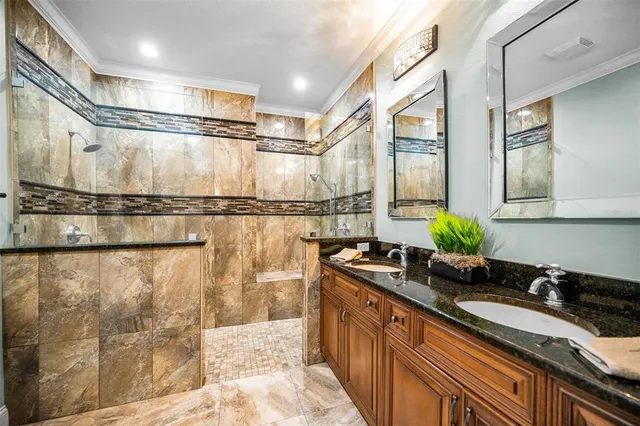 a view of entryway with a front door