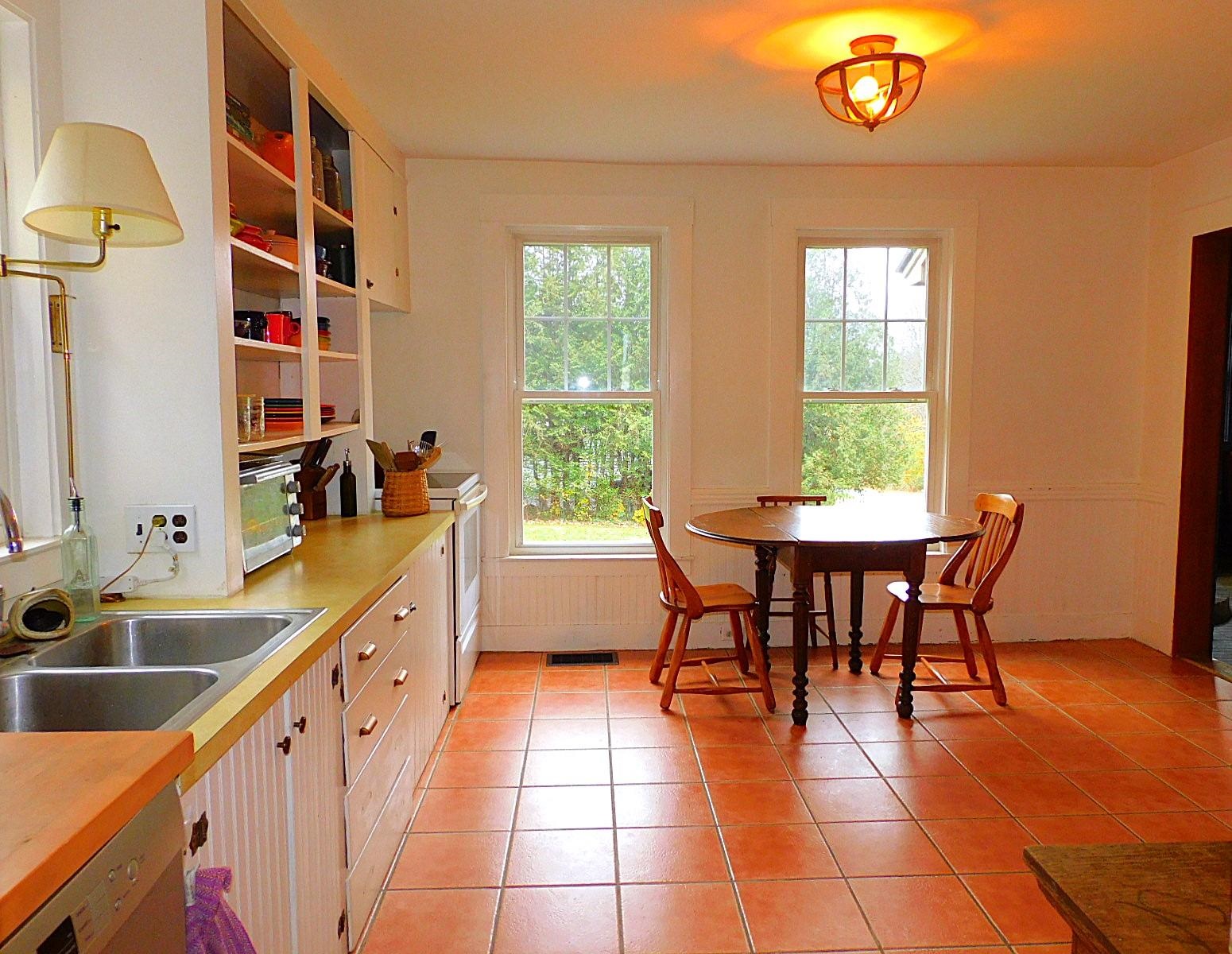 33 Abbott Avenue Barre, VT 05641 - Photo 2 of 24