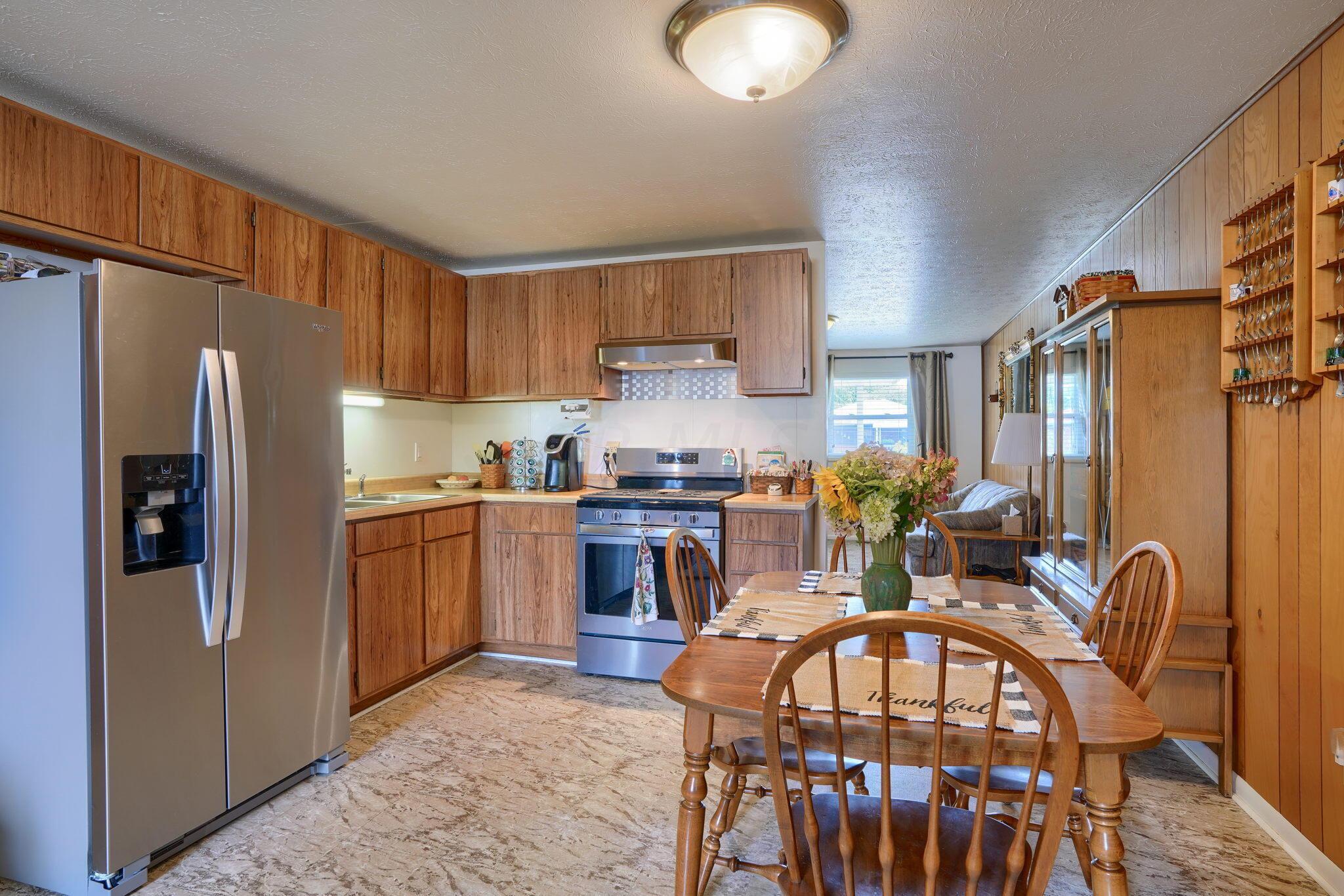 3737 Abney Road Columbus, OH 43207 - Photo 2 of 33 web_3737 Abney Rd (30)