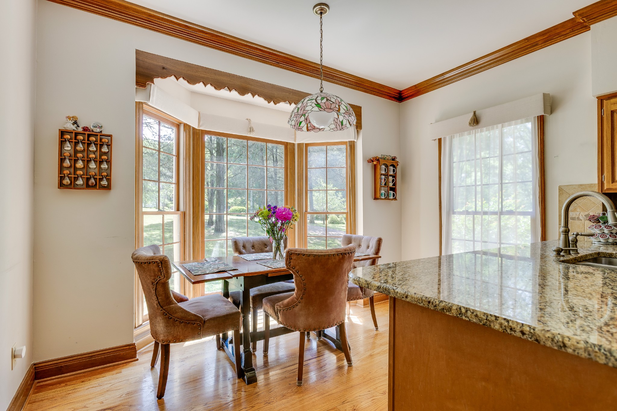 1111 Temple Ridge Court Nashville, TN 37221 - Photo 20 of 46 a dining room with furniture and window