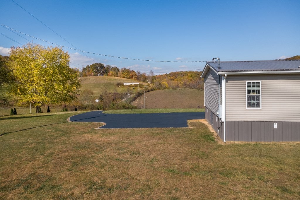 489 Rural Retreat Lake Road Rural Retreat, VA 24368 - Photo 22 of 87 Gallery Image 22