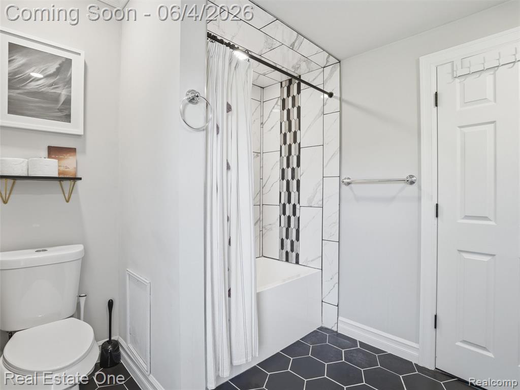 879 North Hacker Road Howell, MI 48843 - Photo 40 of 54