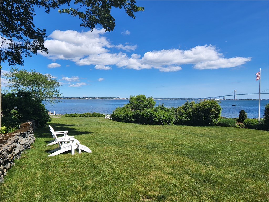 32 Coulter Drive Jamestown, RI 02835 - Photo 12 of 41