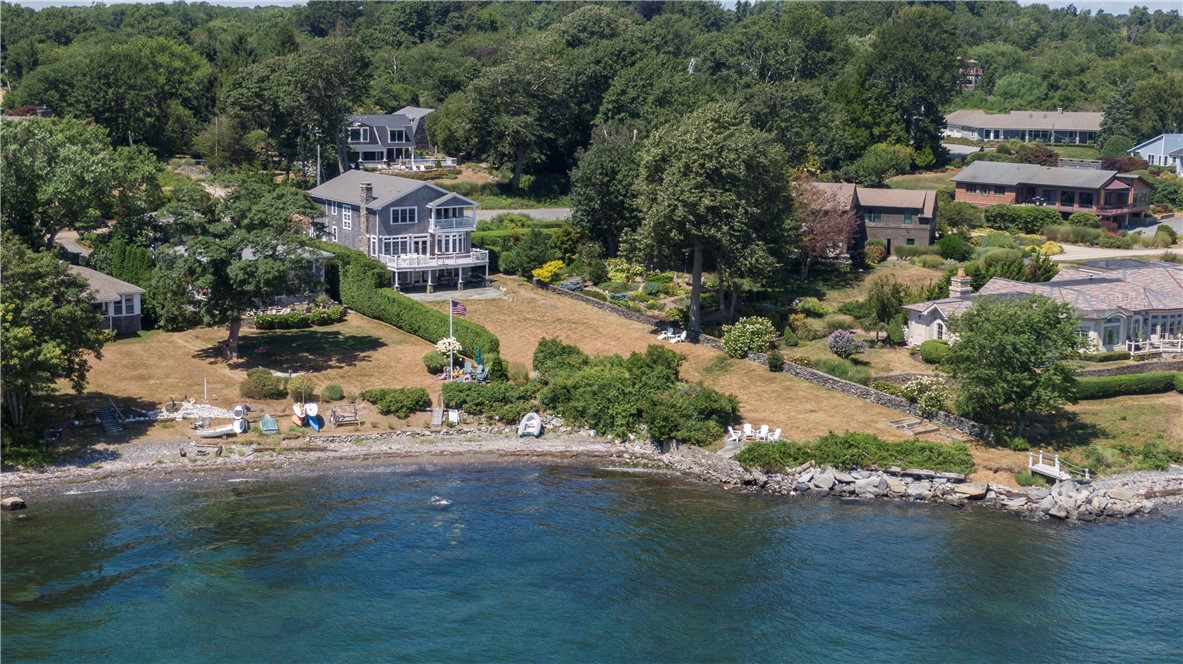 32 Coulter Drive Jamestown, RI 02835 - Photo 2 of 41